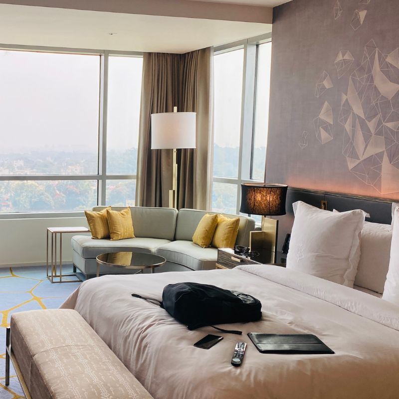 hotel room massage benefits